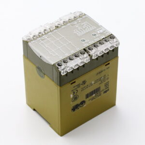 475695 Przekaźnik bezpieczeństwa PNOZ 1 24VDC 3S1Ö