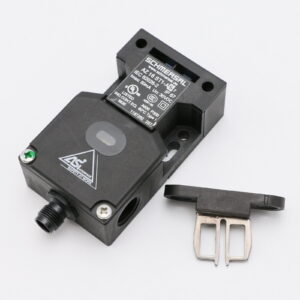 AZ 16 ST1-ASr Wyłącznik bezpieczeństwa z przecinaczem