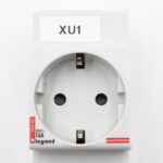 ee28671a18efae171fb8de3a800bc1f9