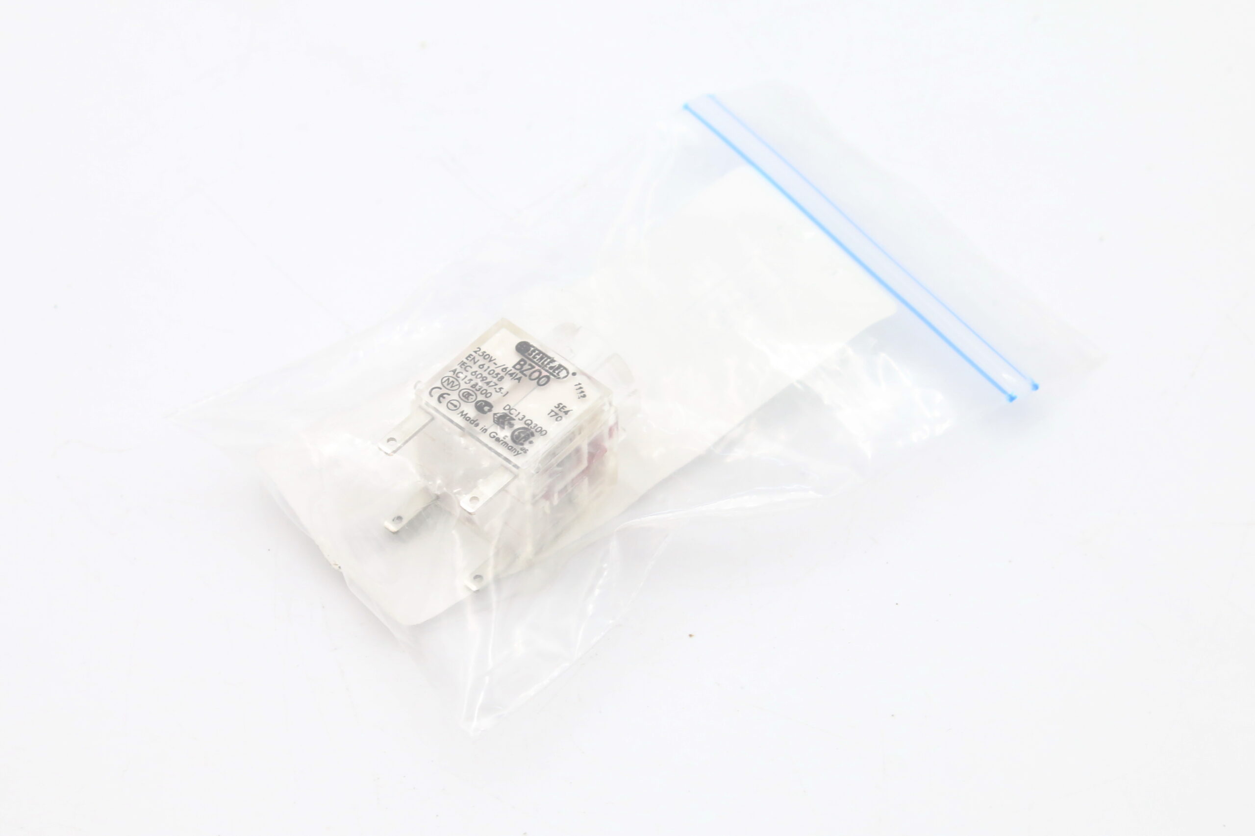 06377ac7248591e10b11fbff254a7ba0-3.jpg 11ffd4e4463712150605dac1299b8107