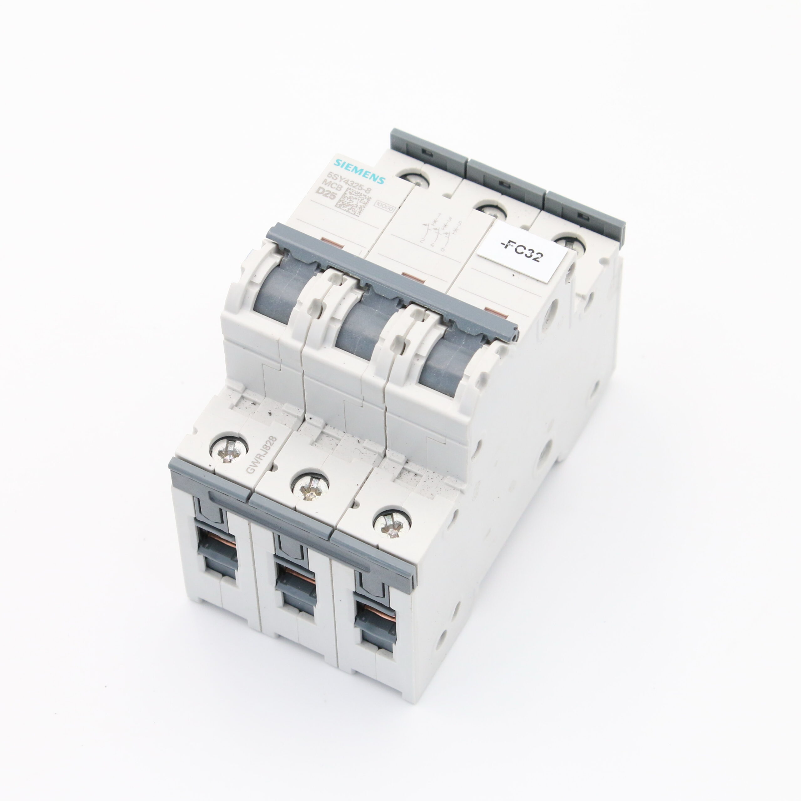 726769efd8b1ff6a3e99e4905f0d4832.jpg 0eb02842be9dfaa3c6c955c136c040f4